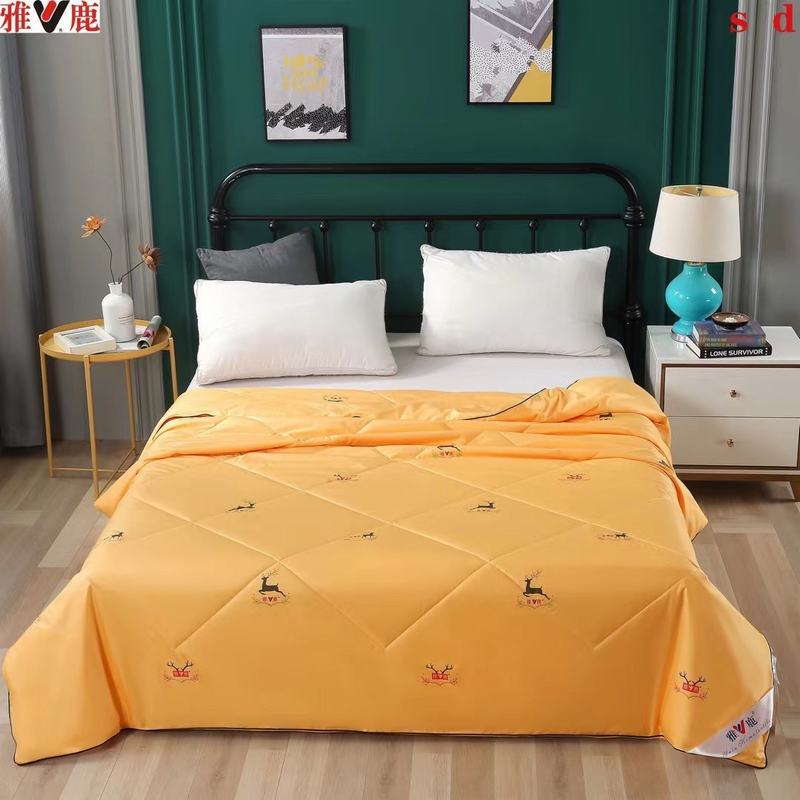 Pure color Summer quilt