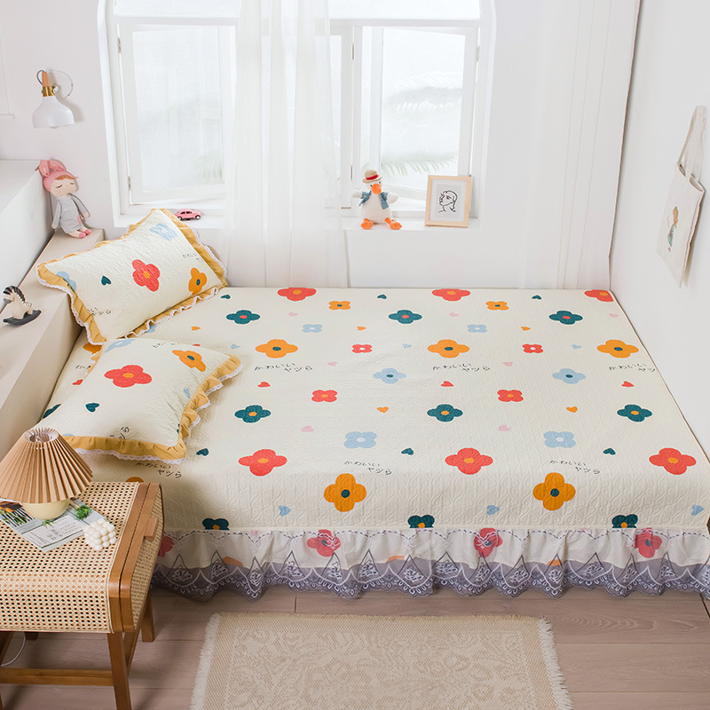 anti-skidding Bed cover