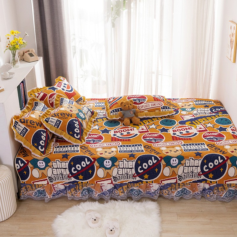 anti-skidding Bed cover