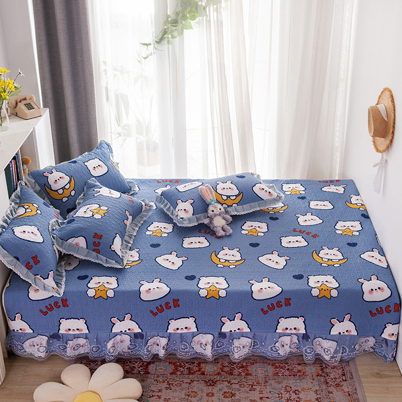 anti-skidding Bed cover